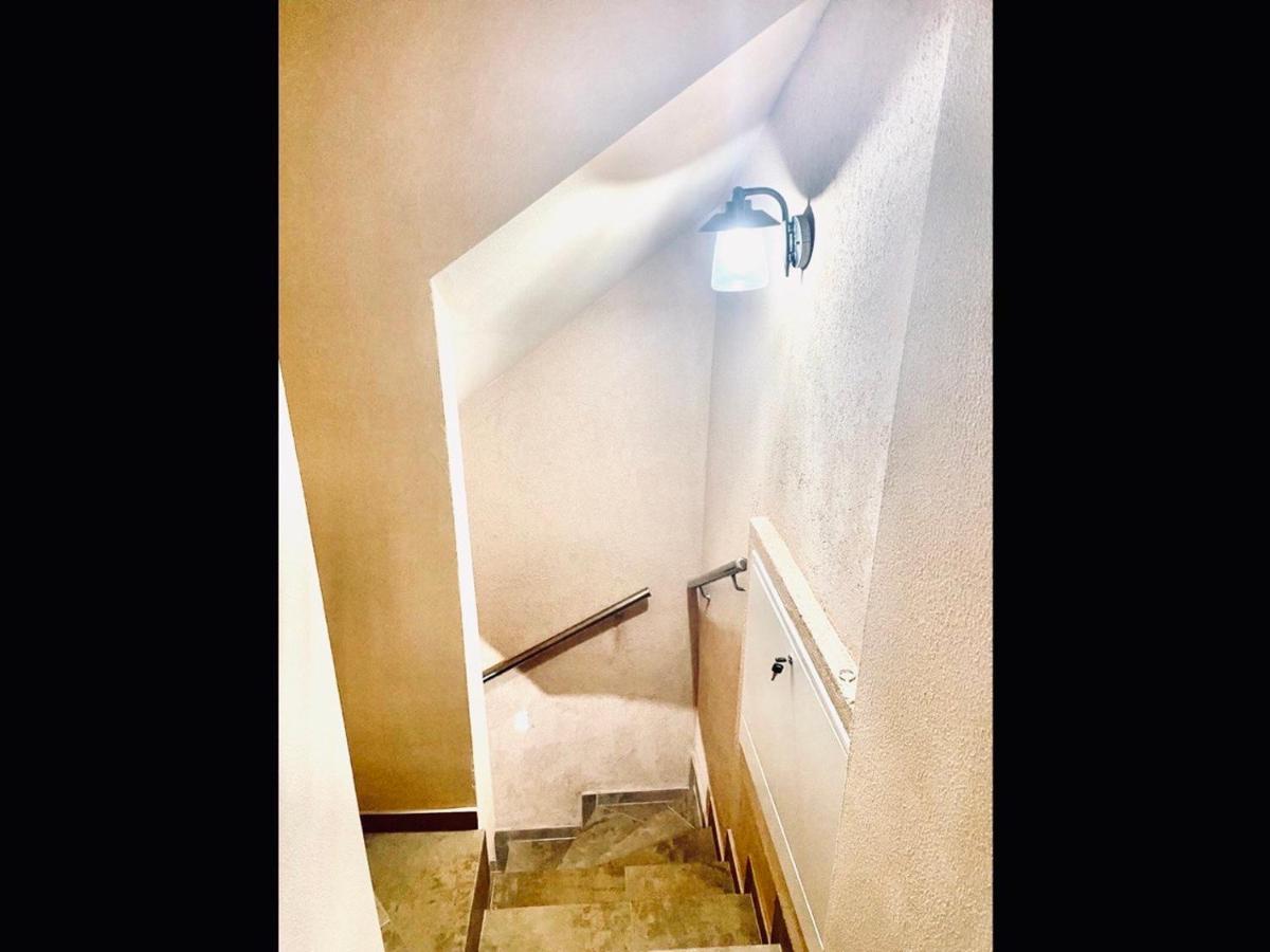 Apartments Pekarska Centr - Світло Є! Lviv Dış mekan fotoğraf